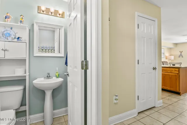 $2,295 | 1664 Beach Boulevard, Unit B65, Biloxi, MS 39531