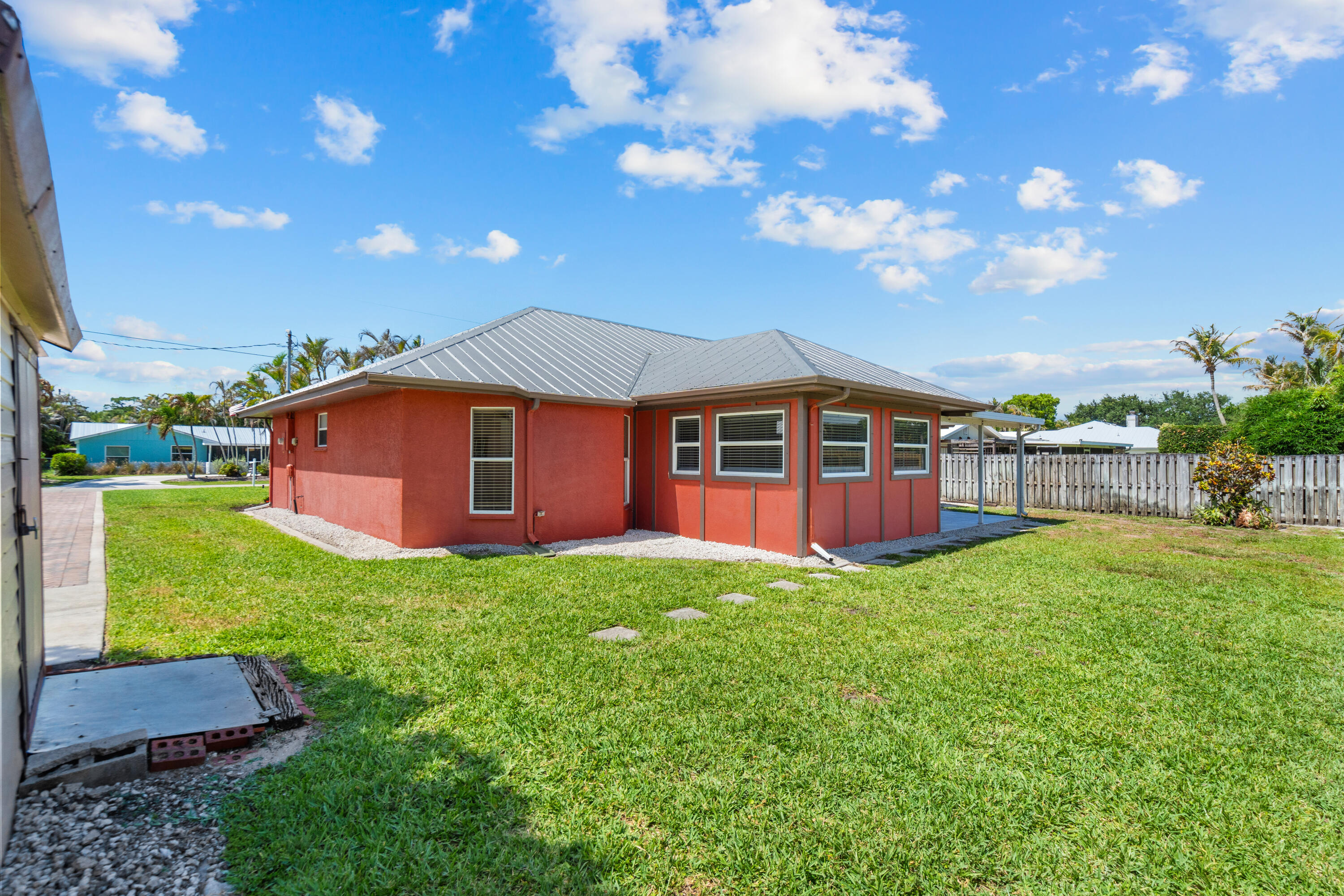 4824 Southeast Pilot Way Stuart, FL 34997 - Photo 6 of 52 DSC08250