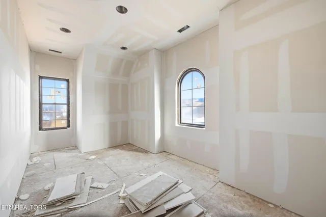 $795,000 | 3087 Bridgewater Boulevard, Morristown, TN 37814