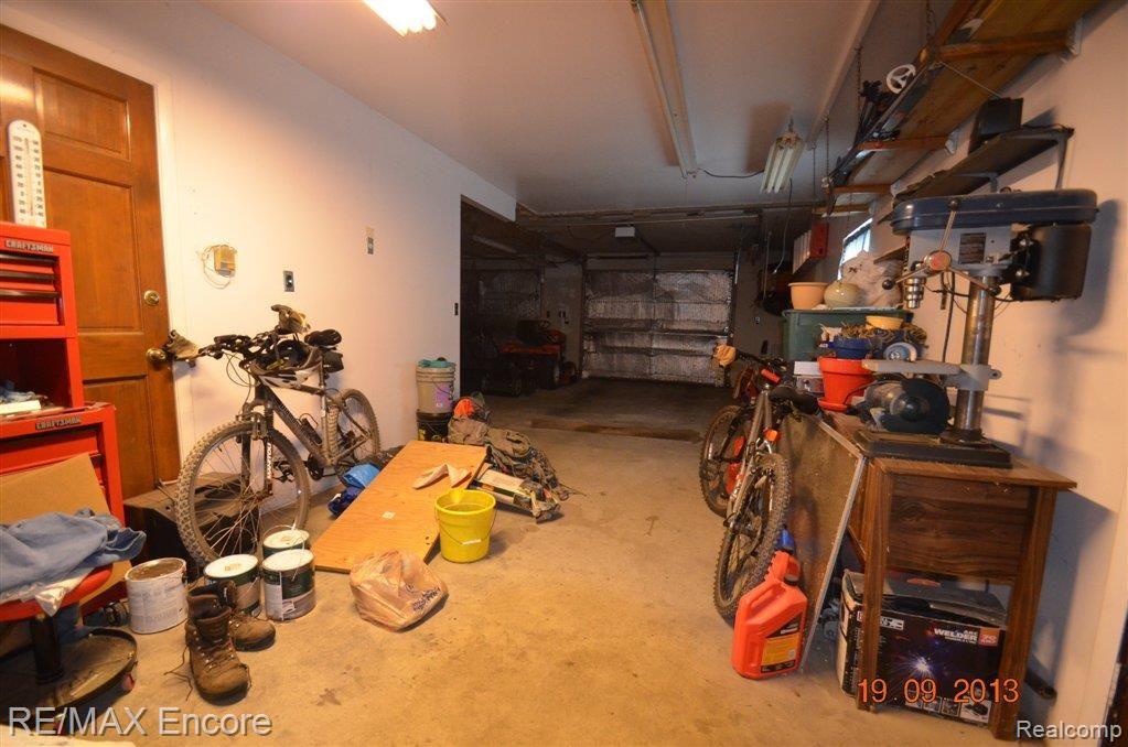 4862 Clarkston Road Clarkston, MI 48348 - Photo 22 of 28 GARAGE FROM HOUSE