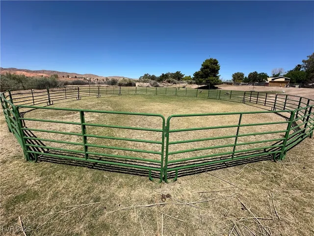 $799,900 | 2025 Whipple Avenue, Logandale, NV 89021