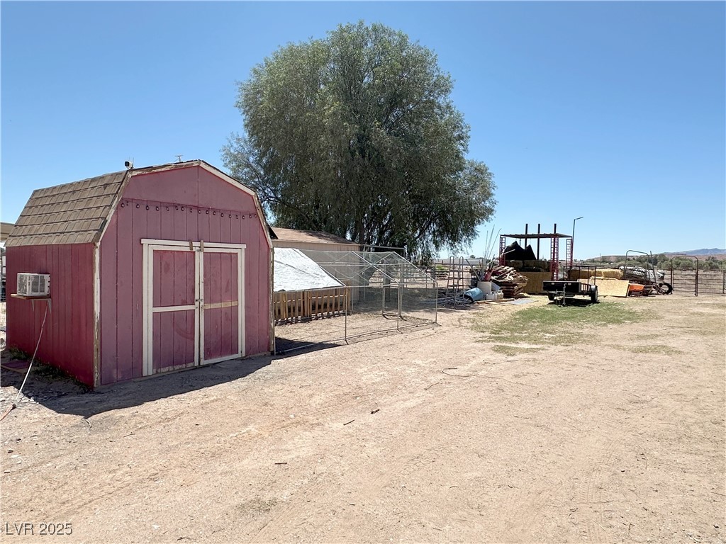 2025 Whipple Avenue Logandale, NV 89021 - Photo 42 of 44 View of chicken shed