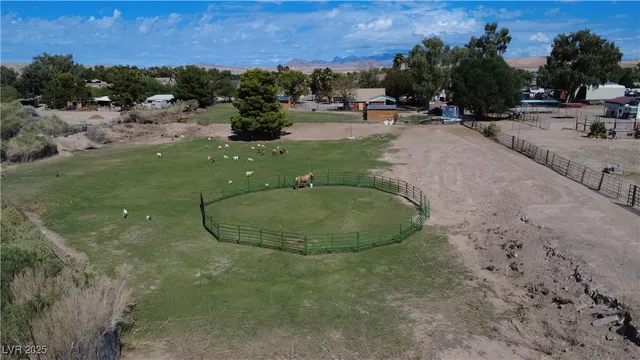 $799,900 | 2025 Whipple Avenue, Logandale, NV 89021