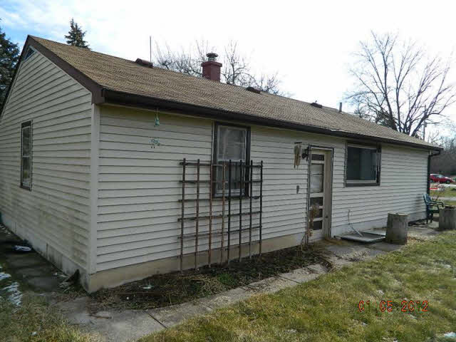 180 Adams Road Saginaw, MI 48609 - Photo 3 of 8 20057288-2.JPG