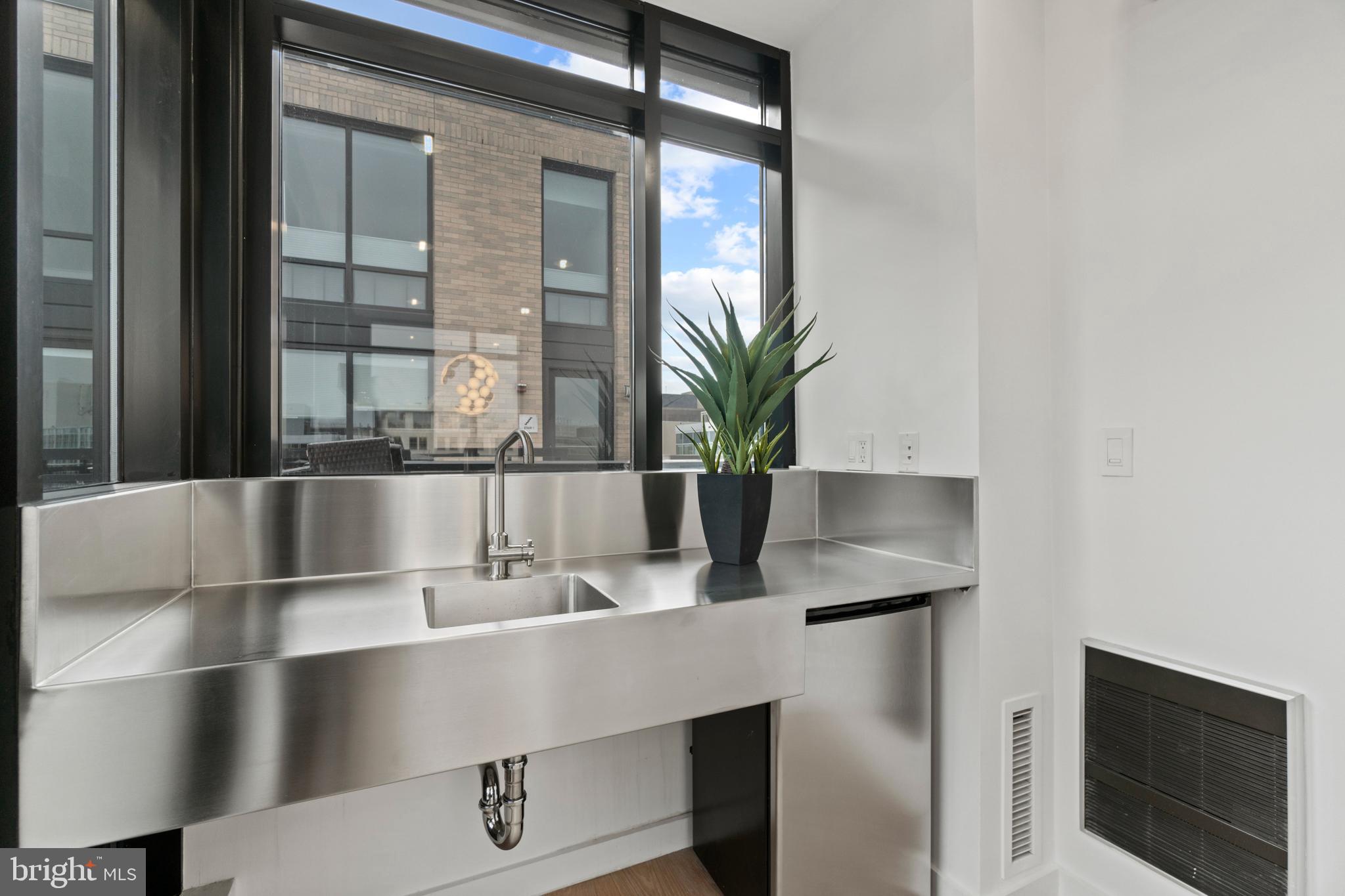 912 F Street Northwest, Unit 905 Washington, DC 20004 - Photo 20 of 54