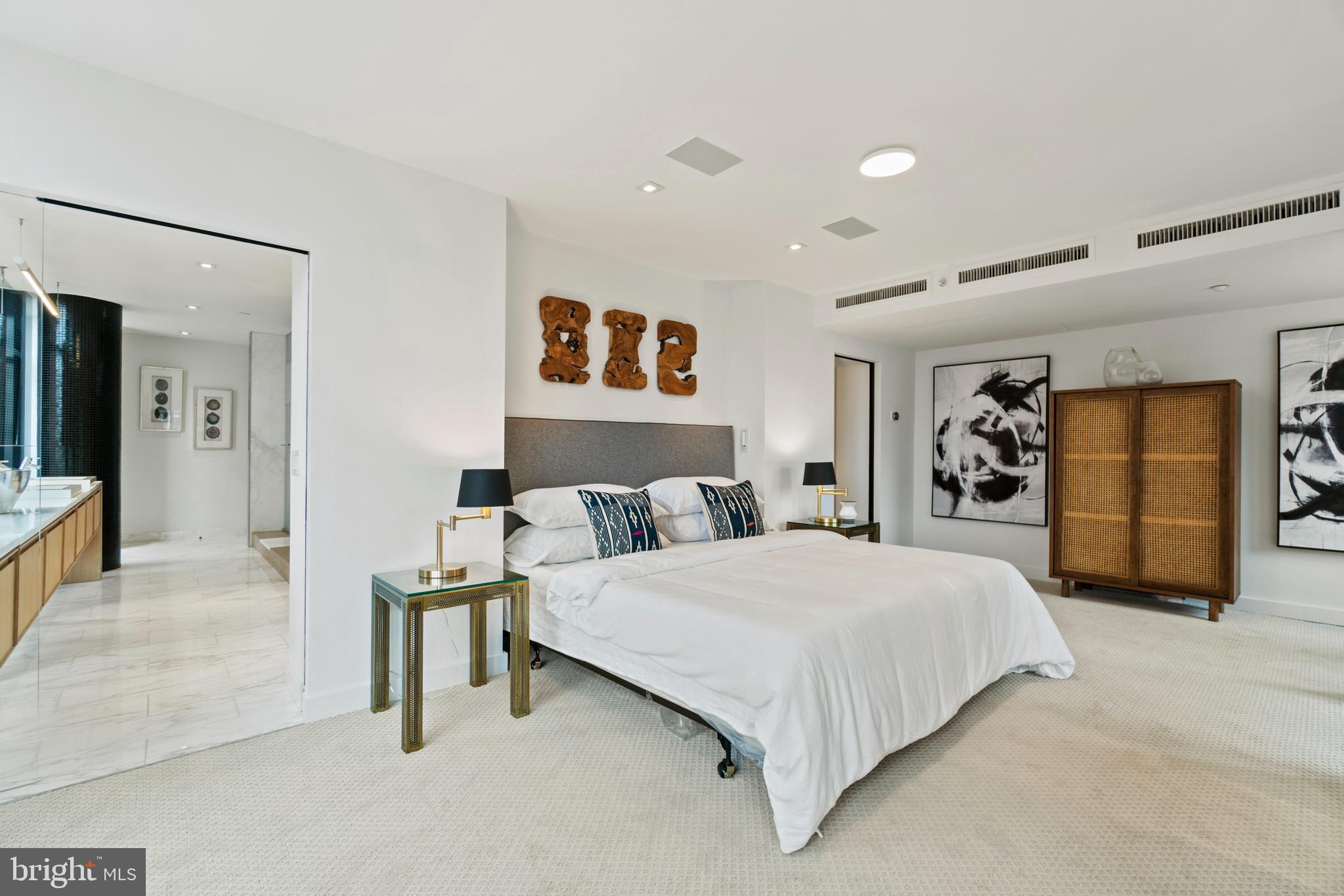 912 F Street Northwest, Unit 905 Washington, DC 20004 - Photo 40 of 54