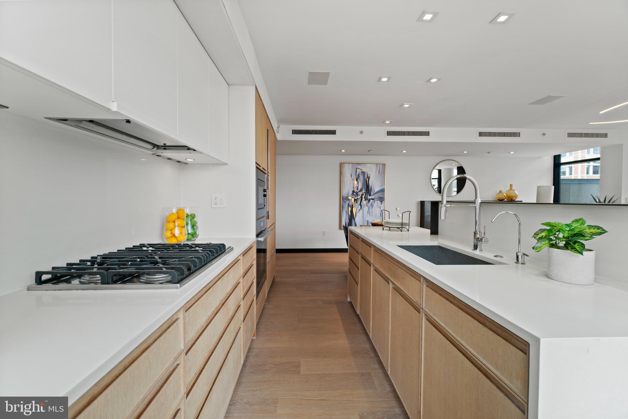 912 F Street Northwest, Unit 905 Washington, DC 20004 - Photo 6 of 54