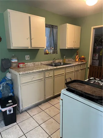 $775,000 | 18535 Bryant Street, Northridge, CA 91324