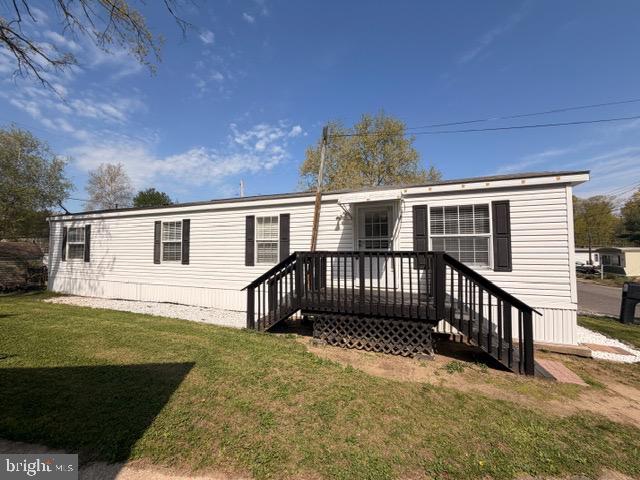 112 Woodside Road New Egypt, NJ 08533 - Photo 3 of 22