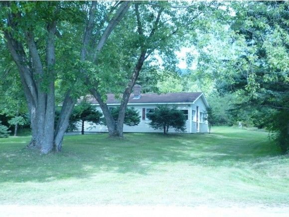 278 Pleasant Valley Road Lancaster, NH 03584 - Photo 4 of 17