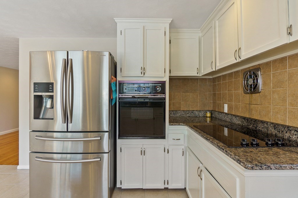 290 River Road Tewksbury, MA 01876 - Photo 6 of 40 Gallery Image 6