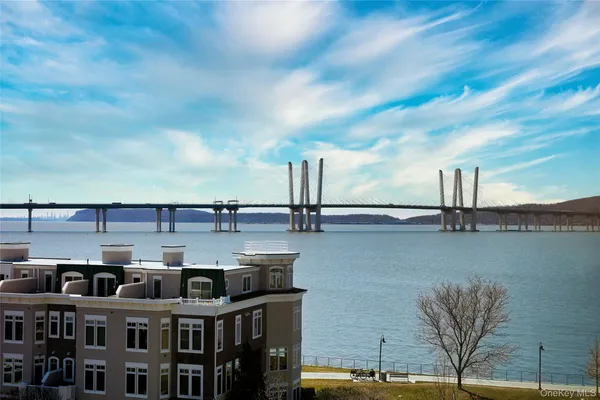 $3,499,000 | 4 Lighthouse Landing, Unit 424, Sleepy Hollow, NY 10591