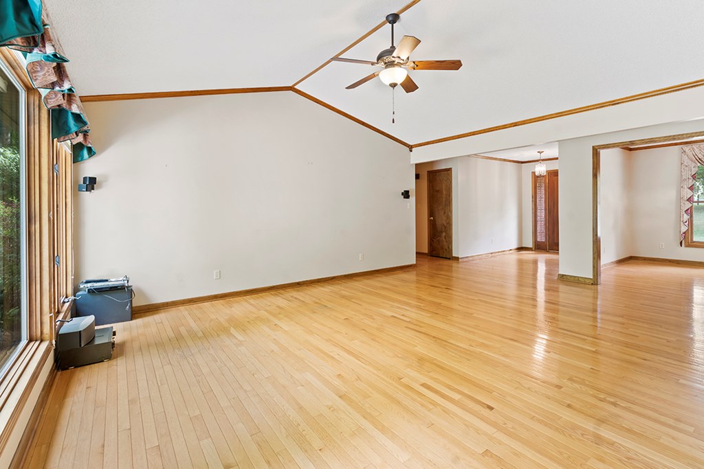 3060 Scurry Island Road Chappells, SC 29037 - Photo 6 of 22