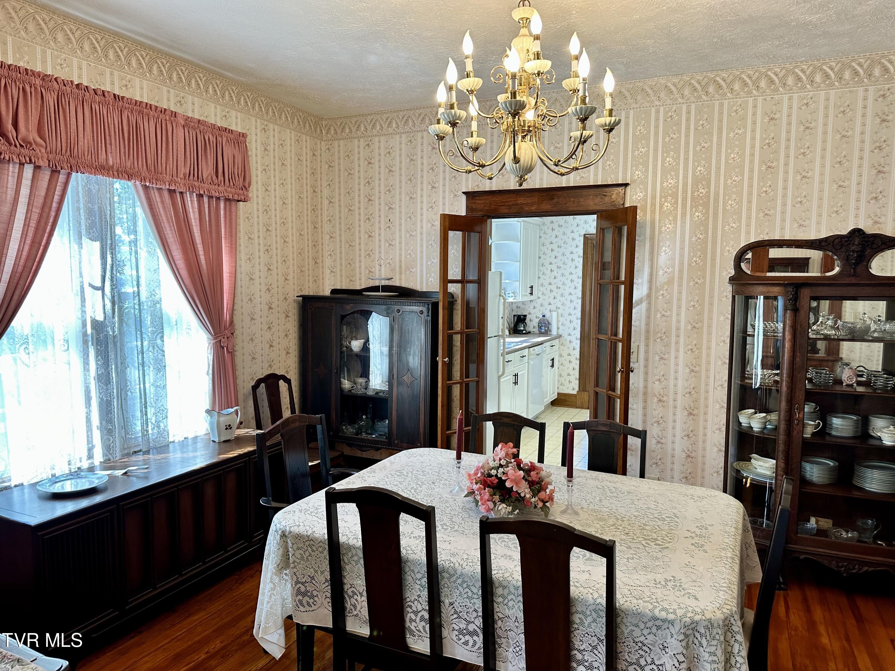1220 Columbia Road Bristol, TN 37620 - Photo 24 of 44 IMG_6036
