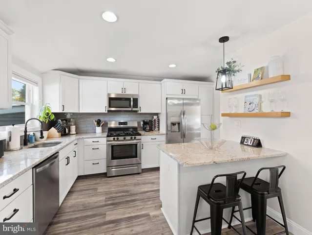 $395,000 | 1001 Lynnwood Lane, Somerdale, NJ 08083