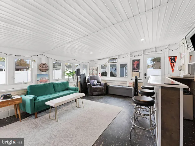 $395,000 | 1001 Lynnwood Lane, Somerdale, NJ 08083