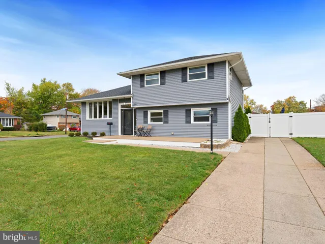 $395,000 | 1001 Lynnwood Lane, Somerdale, NJ 08083