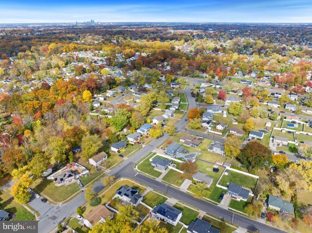 $395,000 | 1001 Lynnwood Lane, Somerdale, NJ 08083