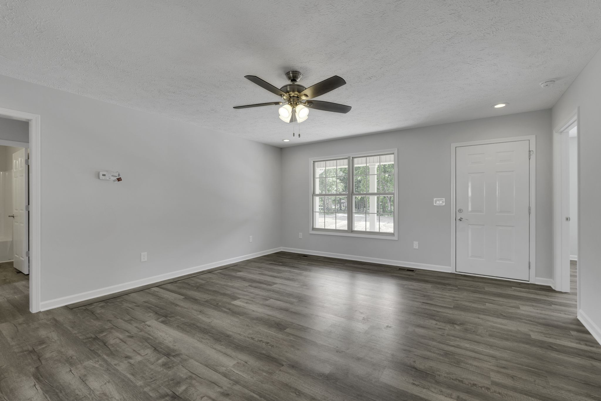310 Rutledge Falls Road Tullahoma, TN 37388 - Photo 4 of 22 Gallery Image 4