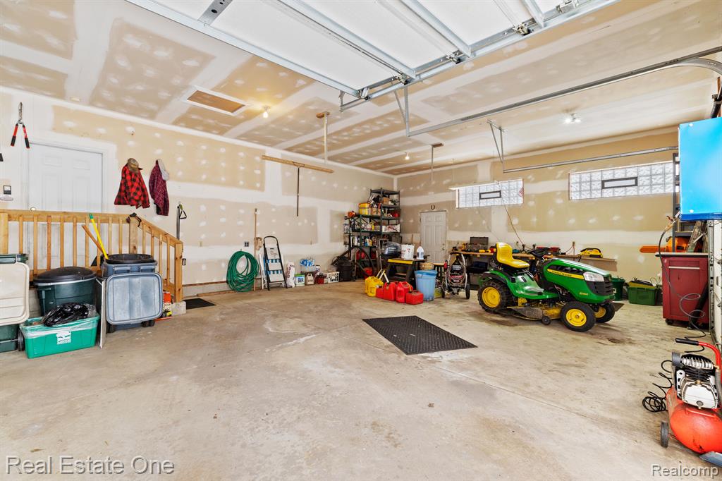 1170 Ridge Road Canton, MI 48188 - Photo 42 of 84