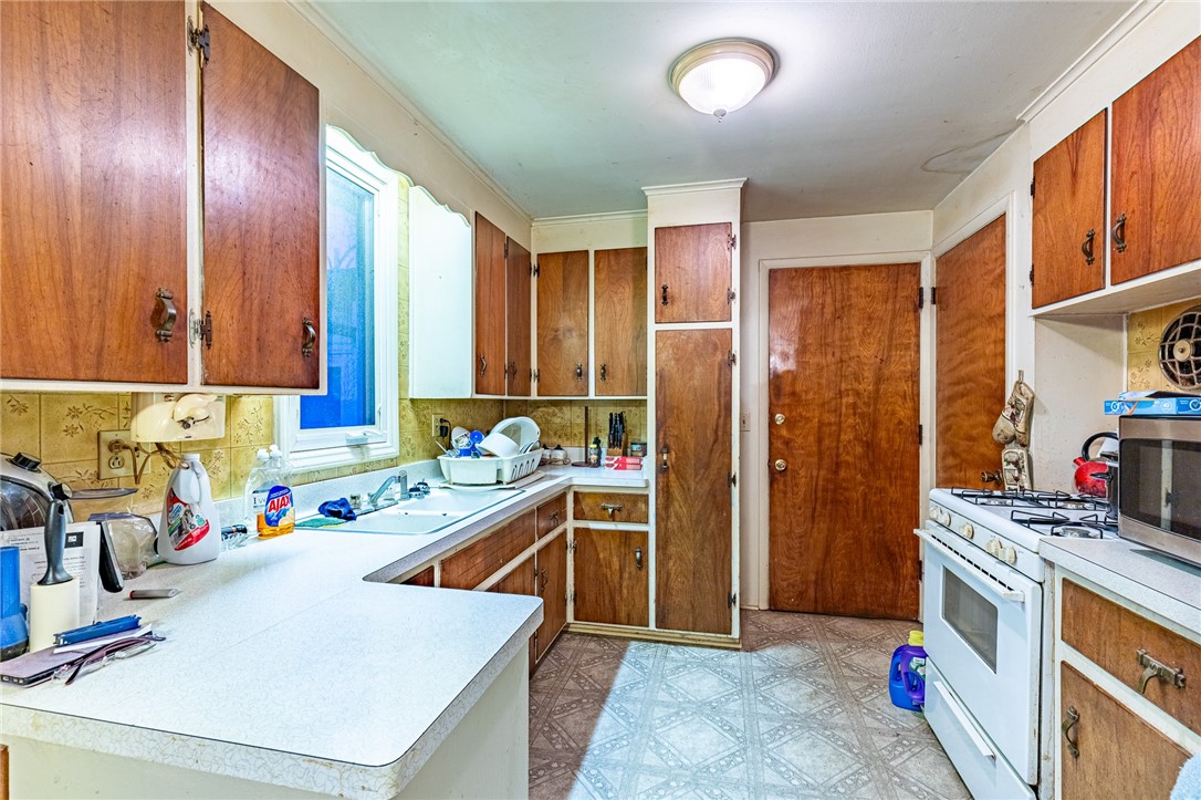 1161 Hilton Parma Corners Road Parma, NY 14468 - Photo 19 of 42