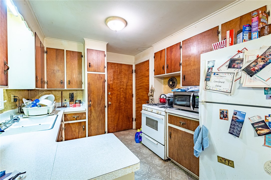 1161 Hilton Parma Corners Road Parma, NY 14468 - Photo 20 of 42