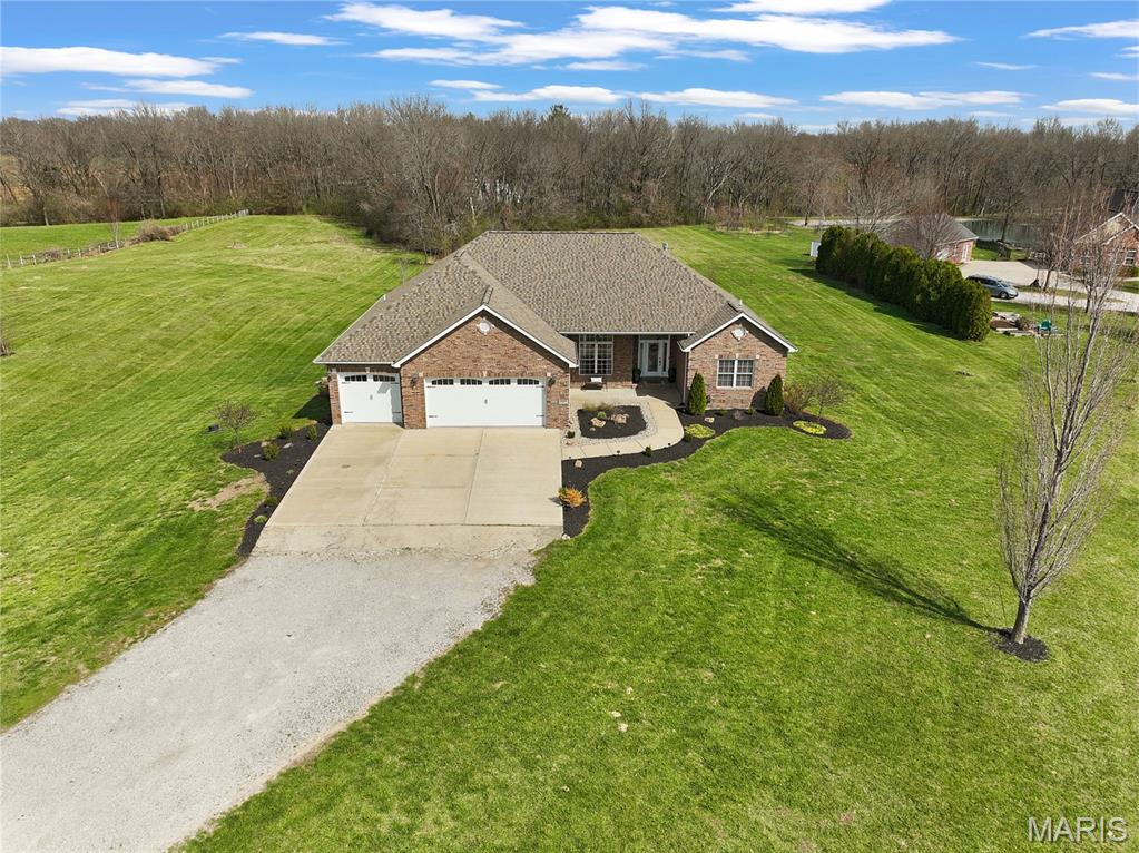 8609 Maple Grove Road Edwardsville, IL 62025 - Photo 2 of 73 Gallery Image 2