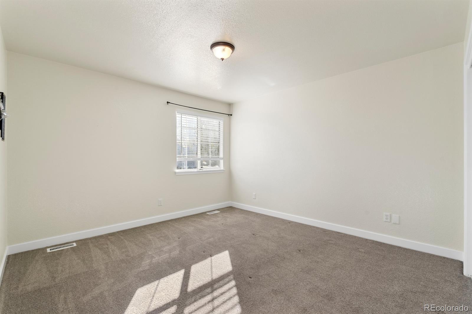3501 South Ivanhoe Street Denver, CO 80237 - Photo 12 of 25