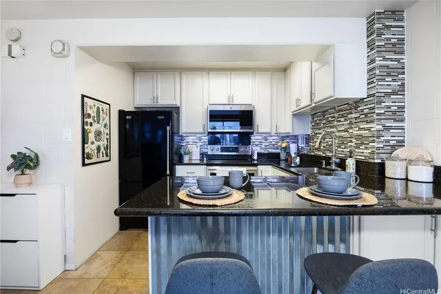$335,000 | 1415 Victoria Street, Unit 908, Honolulu, HI 96822