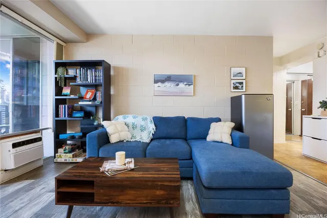 $335,000 | 1415 Victoria Street, Unit 908, Honolulu, HI 96822