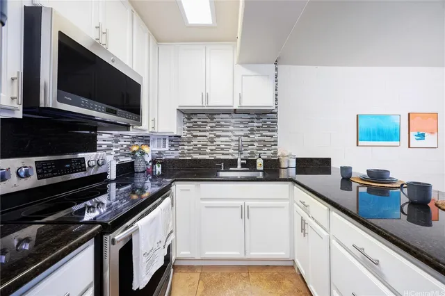 $335,000 | 1415 Victoria Street, Unit 908, Honolulu, HI 96822