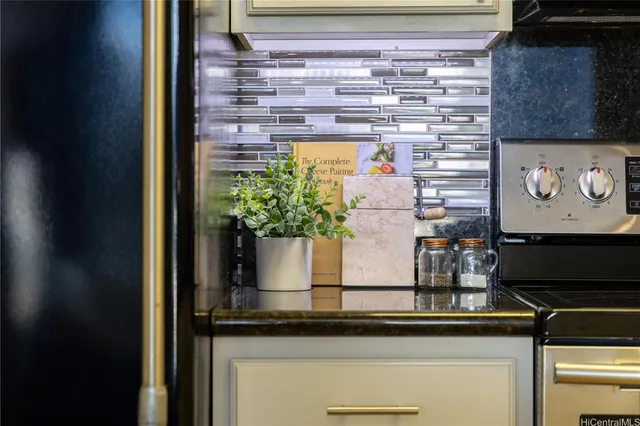 $335,000 | 1415 Victoria Street, Unit 908, Honolulu, HI 96822