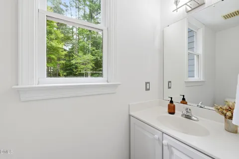$619,000 | 1615 Meadow Lane, Chapel Hill, NC 27516