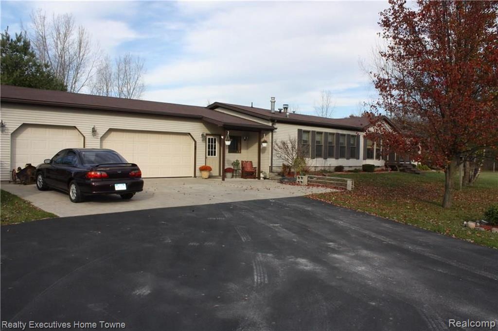 760 Palms Road Goodells, MI 48027 - Photo 2 of 26 Gallery Image 2