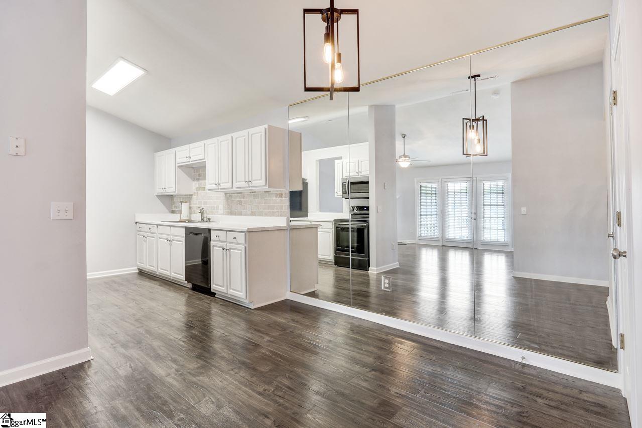 908 Pelham Square Way Greer, SC 29650 - Photo 6 of 18 Gallery Image 6