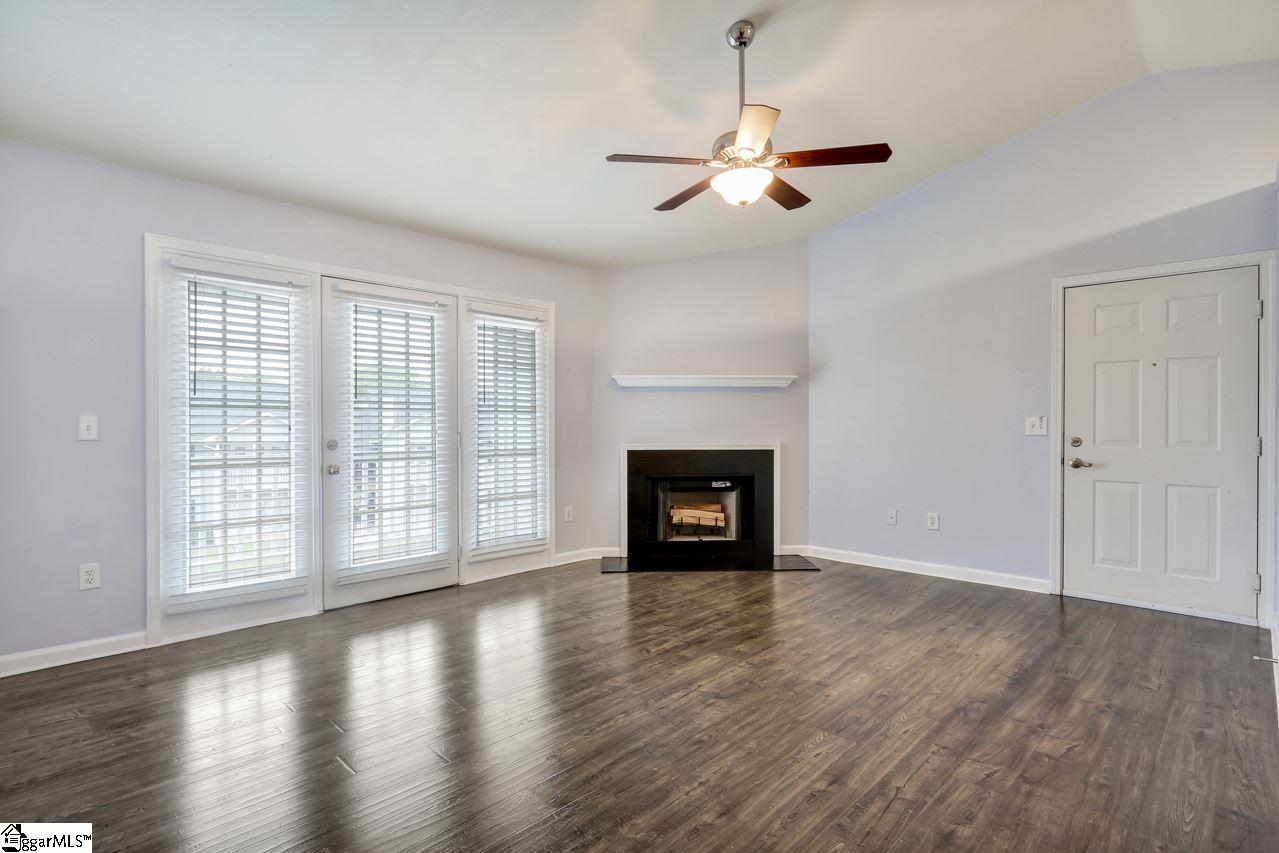 908 Pelham Square Way Greer, SC 29650 - Photo 8 of 18 Gallery Image 8