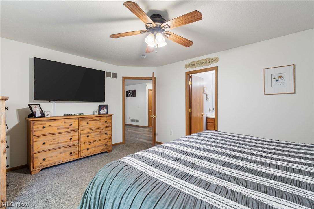 1885 Faye Road Akron, OH 44306 - Photo 12 of 25