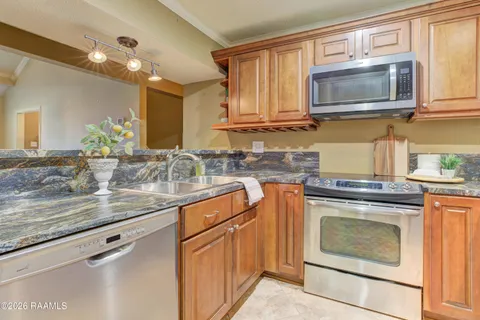 $225,000 | 1305 West St Mary Boulevard, Lafayette, LA 70506