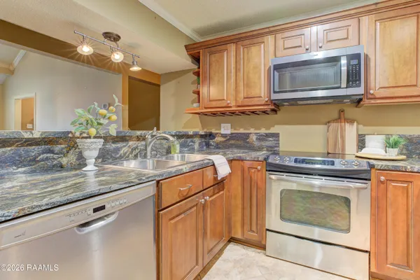 $225,000 | 1305 West St Mary Boulevard, Lafayette, LA 70506