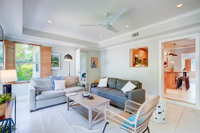 $6,950 | 411 26th Street, West Palm Beach, FL 33407