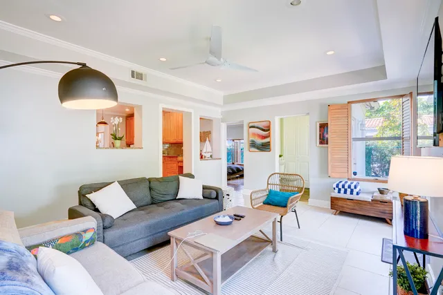 $6,950 | 411 26th Street, West Palm Beach, FL 33407