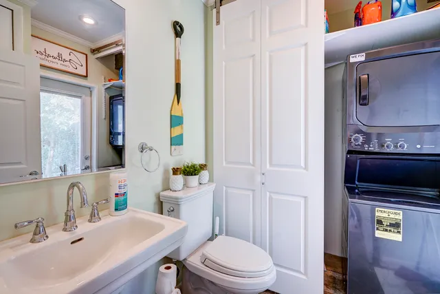 $6,950 | 411 26th Street, West Palm Beach, FL 33407