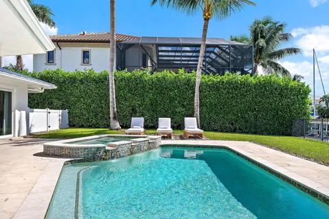$3,600,000 | 1051 Gulfstream Way, Singer Island, FL 33404