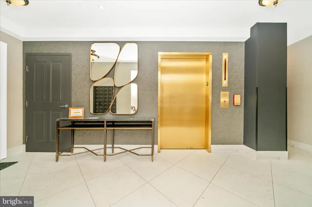 a view of a building entrance