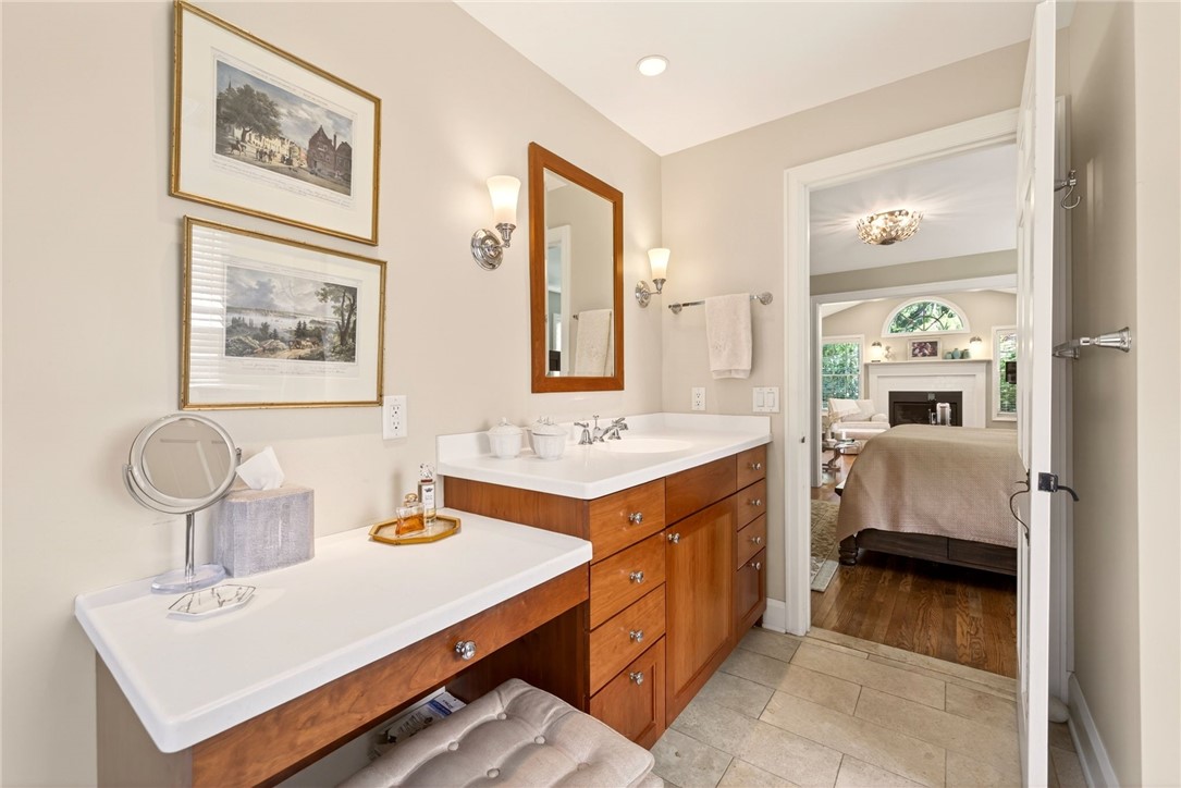 220 Overbrook Road Pittsford, NY 14618 - Photo 11 of 47