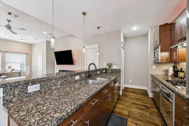 $410,000 | 1508 Crockett Street, Unit C, Houston, TX 77007