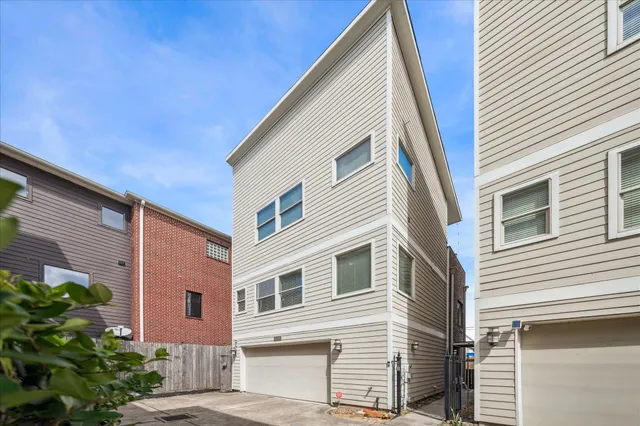 $410,000 | 1508 Crockett Street, Unit C, Houston, TX 77007