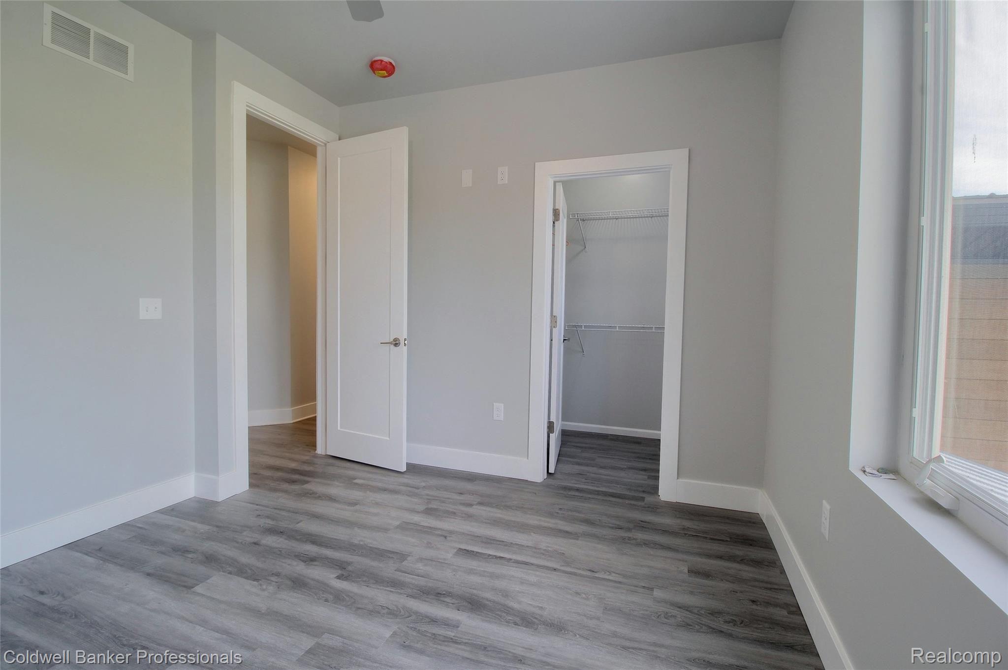 4250 Brest Road Newport, MI 48166 - Photo 25 of 32 26-2nd-Bedroom-2nd-View.jpg