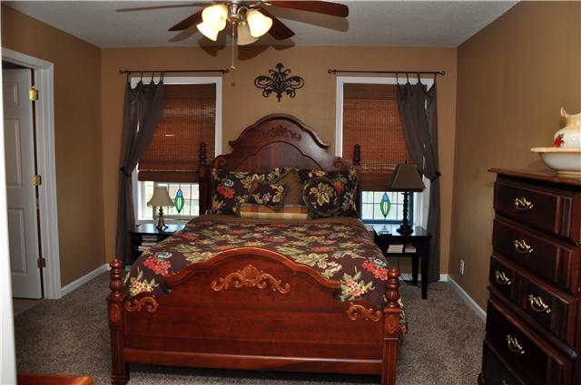 1847 Twin Rivers Road Clarksville, TN 37040 - Photo 11 of 20 Master Suite with New Carpet and Paint