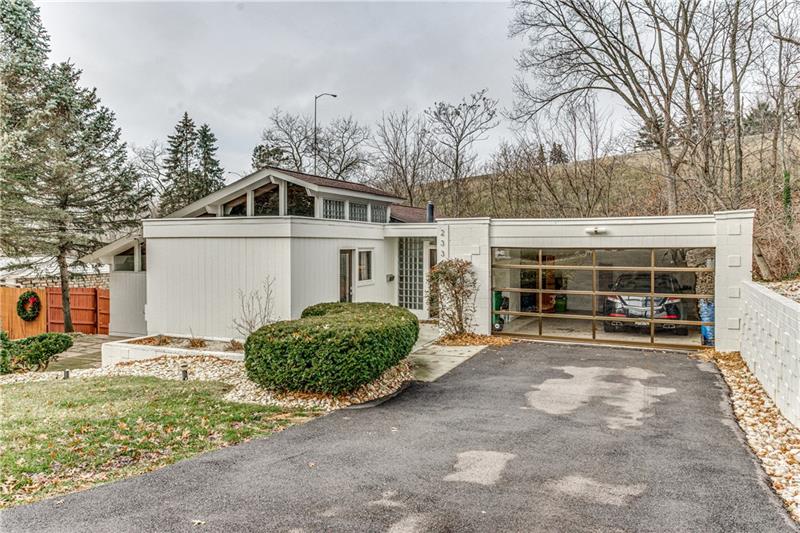 2335 Marbury Road Pittsburgh, PA 15221 - Photo 1 of 23 Gallery Image 1